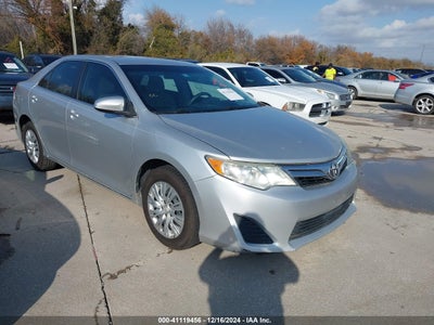 TOYOTA CAMRY 2012