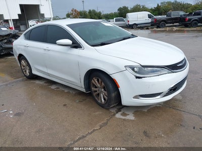 CHRYSLER 200 2016