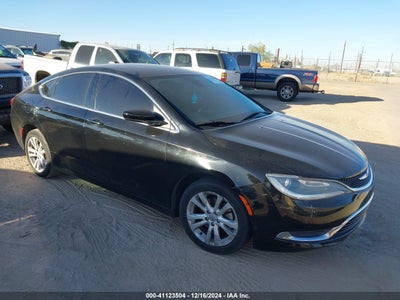 CHRYSLER 200 2015