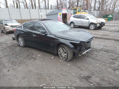 INFINITI Q50 2015