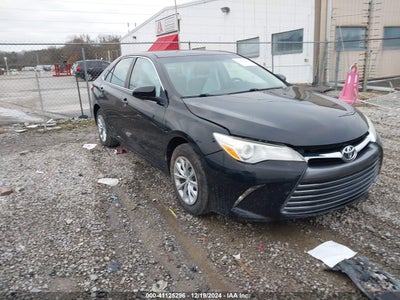 TOYOTA CAMRY 2017