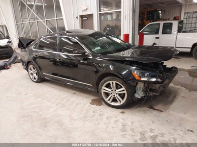 VOLKSWAGEN PASSAT 2013