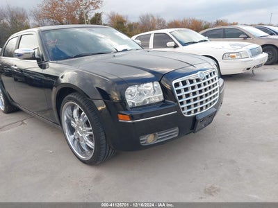 CHRYSLER 300 2010