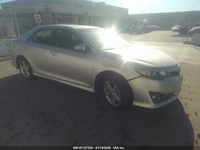 TOYOTA CAMRY 2014