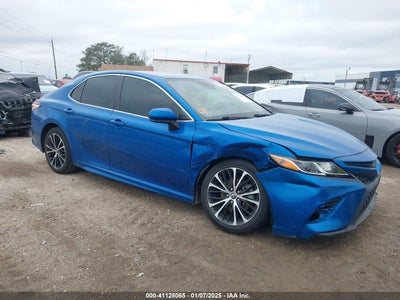 TOYOTA CAMRY 2020