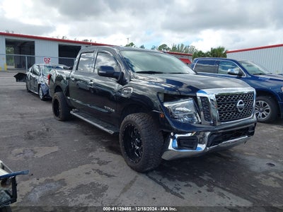 NISSAN TITAN 2017