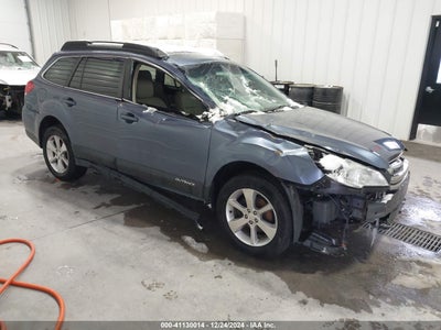 SUBARU OUTBACK 2014