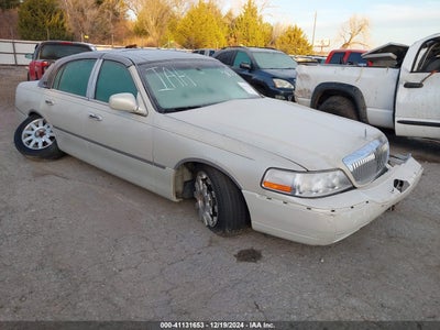 LINCOLN TOWN CAR 2007
