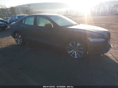 VOLVO S60 2022