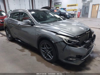 INFINITI QX30 2017