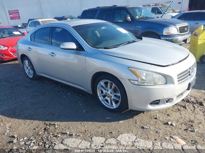 NISSAN MAXIMA 2011