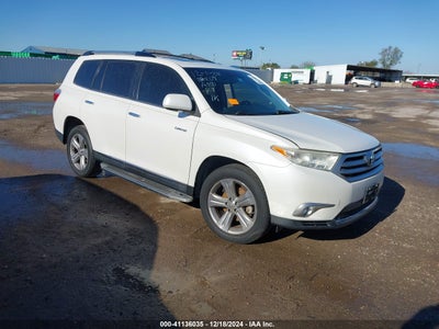 TOYOTA HIGHLANDER 2013