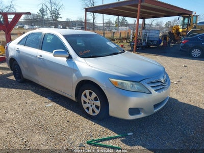 TOYOTA CAMRY 2011