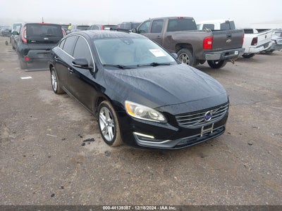 VOLVO S60 2015