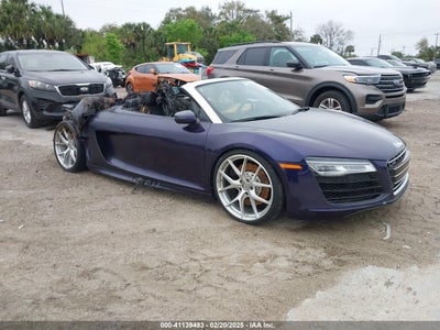 AUDI R8 2014