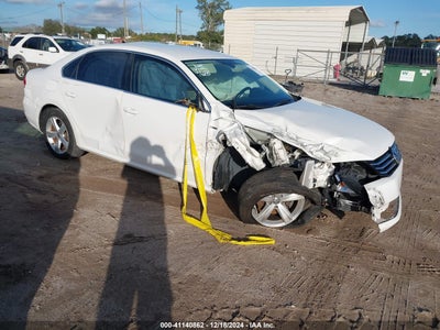 VOLKSWAGEN PASSAT 2015