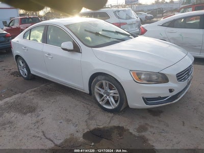 VOLVO S60 2015