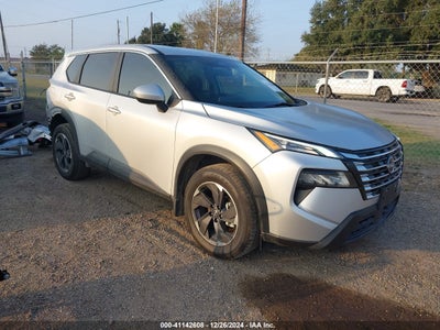 NISSAN ROGUE 2024