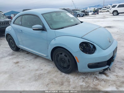 VOLKSWAGEN BEETLE 2012