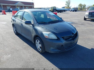 TOYOTA YARIS 2012