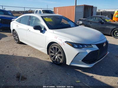 TOYOTA AVALON 2019