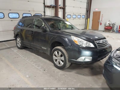 SUBARU OUTBACK 2011