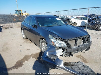 INFINITI Q40 2015