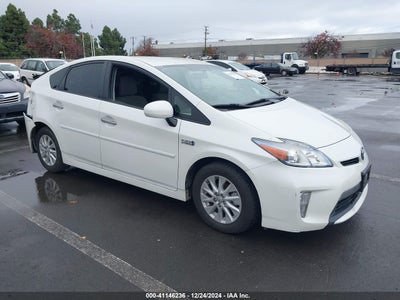 TOYOTA PRIUS PLUG-IN 2014
