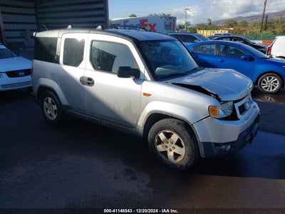 HONDA ELEMENT 2011