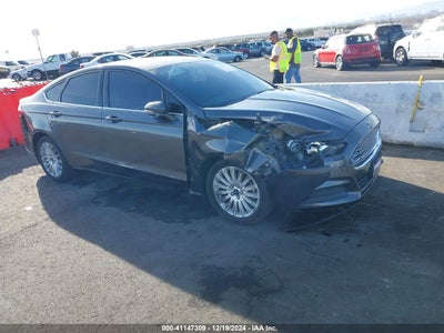 FORD FUSION HYBRID 2016