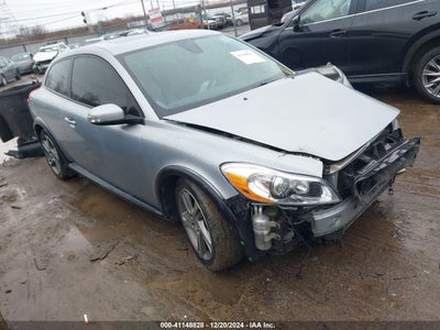 VOLVO C30 2013