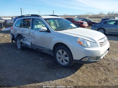 SUBARU OUTBACK 2012