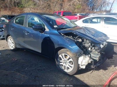 TOYOTA YARIS IA 2017