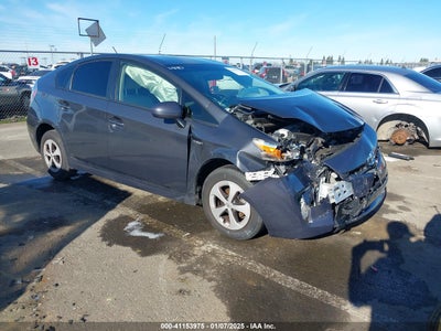 TOYOTA PRIUS 2015