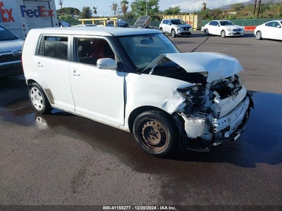 SCION XB 2013
