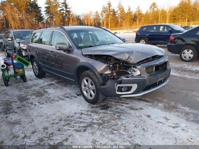 VOLVO XC70 2011