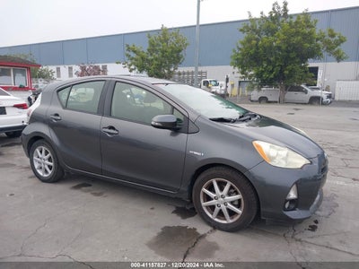 TOYOTA PRIUS C 2014