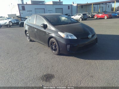 TOYOTA PRIUS 2015