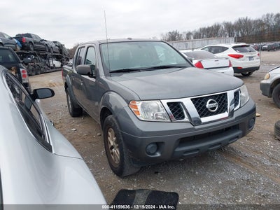 NISSAN FRONTIER 2017