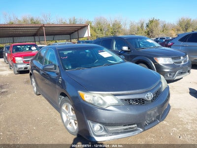 TOYOTA CAMRY 2014