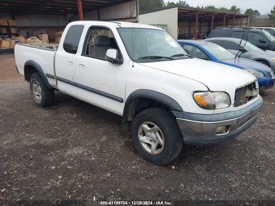 TOYOTA TUNDRA 2002