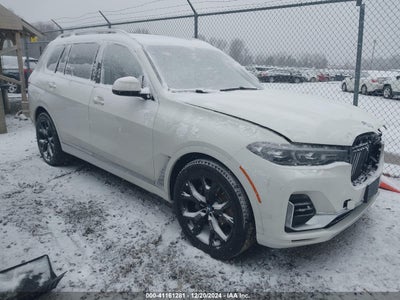 BMW X7 2021
