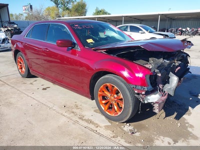 CHRYSLER 300 2015