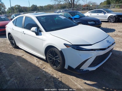 TOYOTA CAMRY 2025