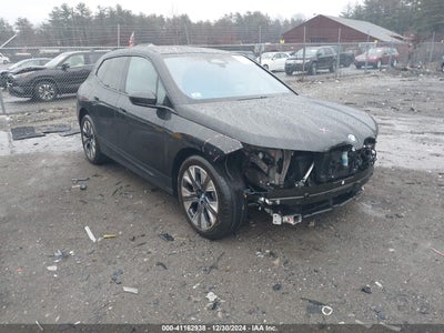 BMW IX 2024