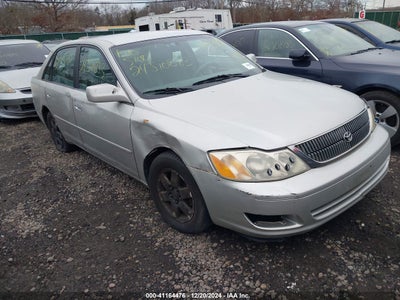 TOYOTA AVALON 2001