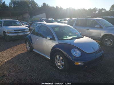 VOLKSWAGEN NEW BEETLE 2004