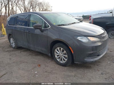 CHRYSLER PACIFICA 2017
