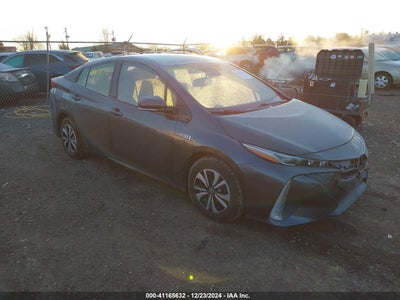 TOYOTA PRIUS PRIME 2017
