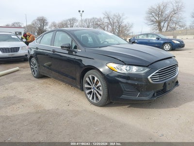 FORD FUSION 2019